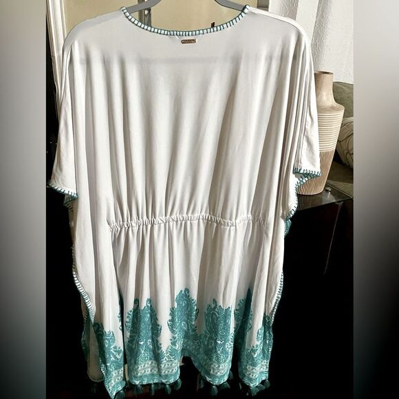 Cabana Life St. Pete Embroidered Cover Up NEW - Picture 3 of 9